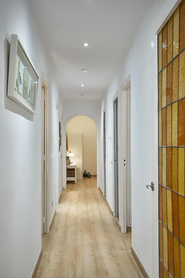 Апартаменты Bbarcelona Calabria Flat